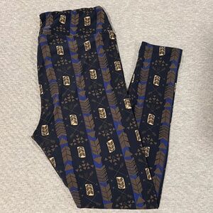 LuLaRoe TC Leggings - EUC - blue hues arrow pattern
